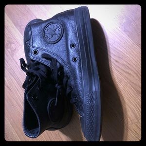 Classic black leather converse all star sneakers